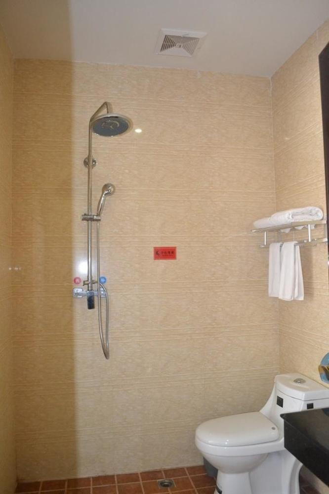 Cai Yue Hotel Shenzhen Exterior photo